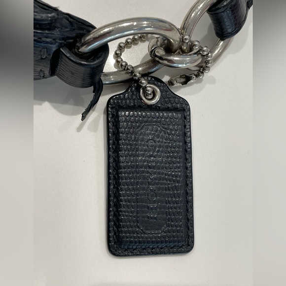 Black coach purse - Picture 3 of 6